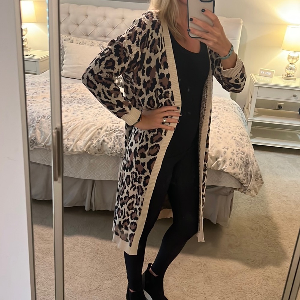 Umgee Leopard Duster Sweater Small